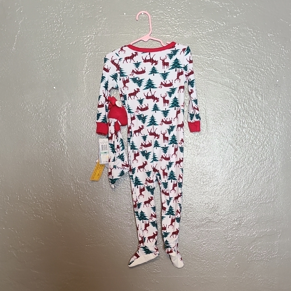 Max & Olivia Festive Reindeer & Tree Pajamas 18 Months NWT - Picture 2 of 11